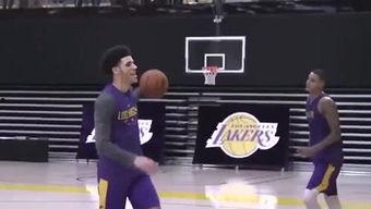 成人颠球锻炼视频讲解,跟随专业视频，轻松提升颠球水平