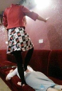 成人可以踩黄豆吗视频,揭秘成人脚底承受力极限