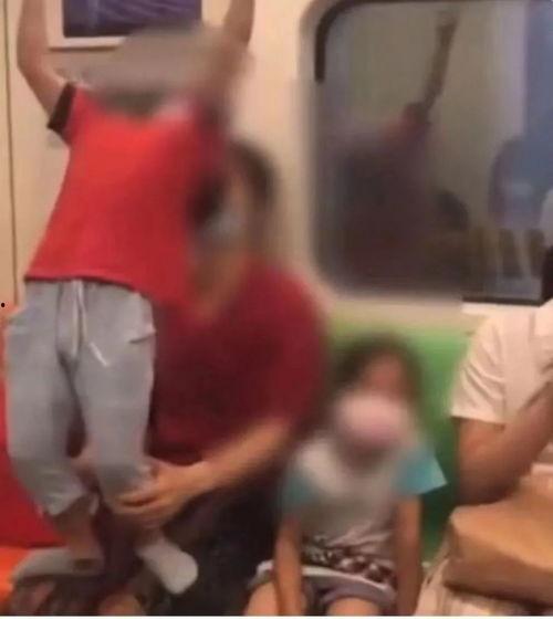 成人可以踩黄豆吗视频,揭秘成人脚底承受力极限